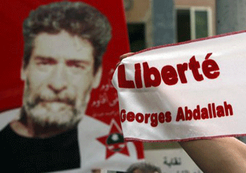 Lettre ouverte, par Robert Abdallah: Mon fils… du giron de son oncle à la matraque des gardes de l’ambassade
