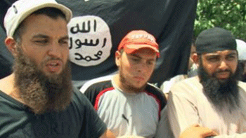Mobilisation religieuse, pétrodollars et entrainement libyen 