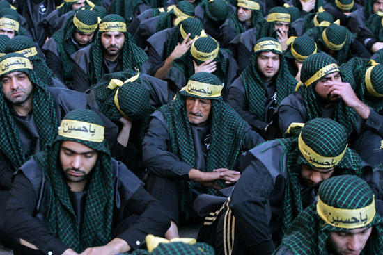 Jeunes et vieux, à vos ordres imam Hussein (psl)