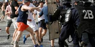 
La Coupe des Nations Européennes : Ballons de foot ou boulles de feu ? 