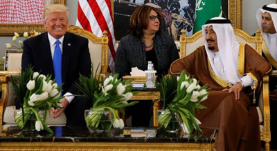 Quels sont les investissements financiers et militaires de Trump en Arabie?