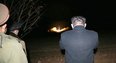 Pyongyang dévoile les photos du tir du missile balistique Hwasong-15
