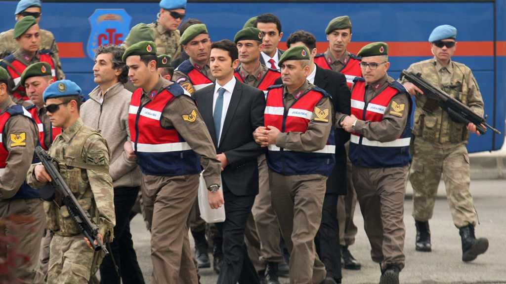Turquie: Nouvelles arrestations de militaires en lien avec le putsch manqué