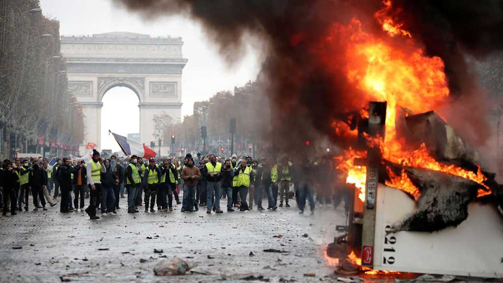 «Gilets jaunes» : 47 personnes déférées, 27 comparutions immédiates lundi