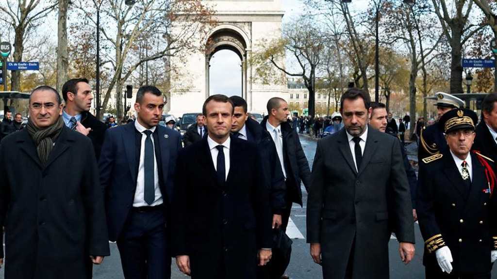 Gilets jaunes: après les violences, Macron cherche la sortie de crise