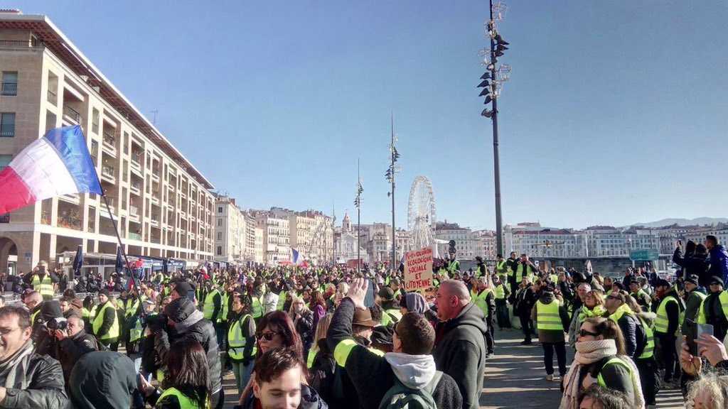 Acte VIII : les Gilets jaunes adressent une lettre ouverte à Macron