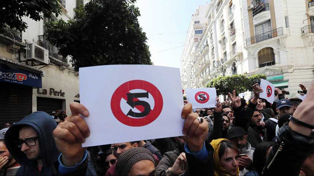 Contestation en Algérie: des étudiants se rassemblent dans le centre d’Alger