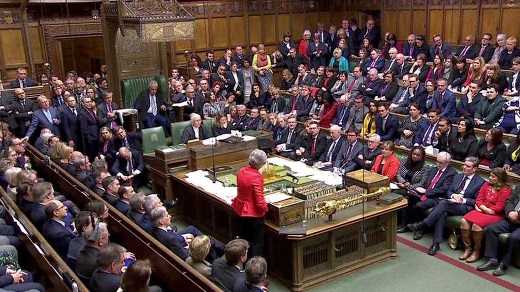 L’accord de Brexit rejeté aux Communes, nouvel échec pour Theresa May