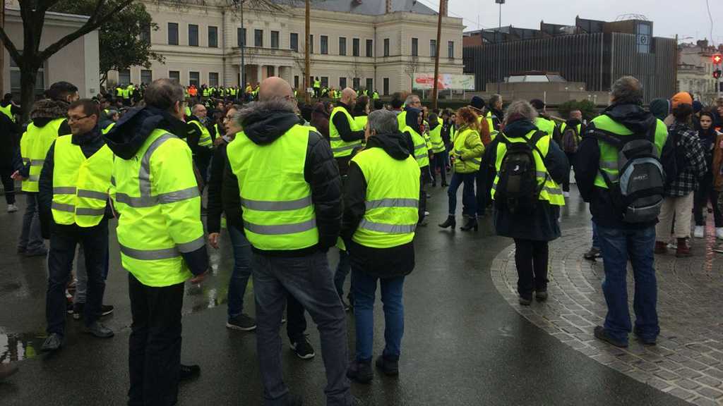Acte XXI des « gilets jaunes » : des interdictions de manifester et une « assemblée des assemblées »
