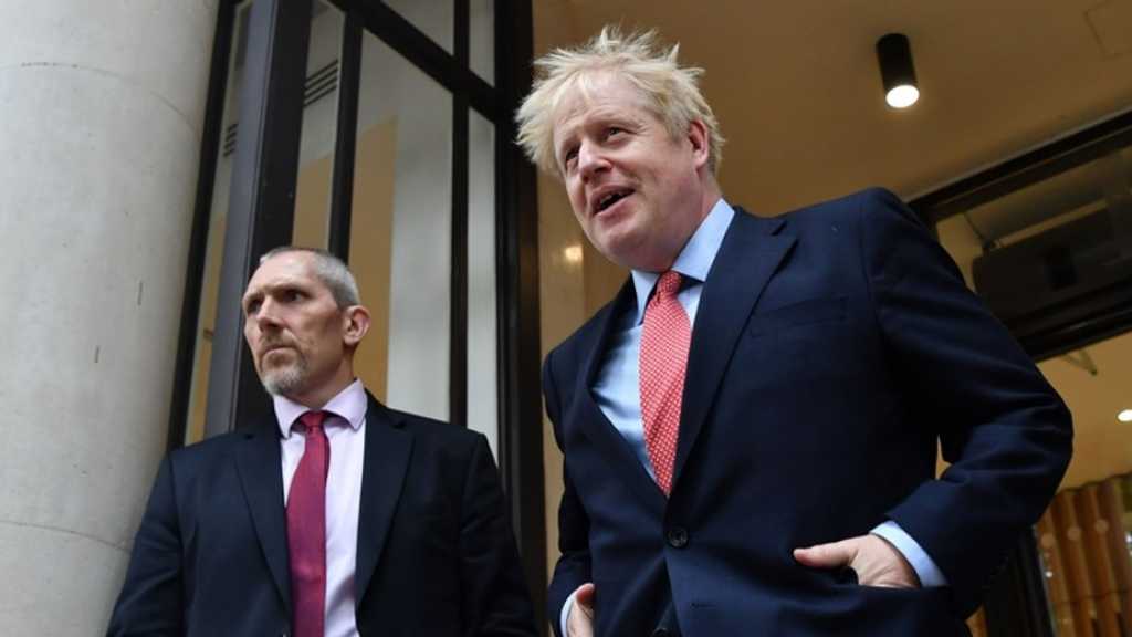 Londres: La police débarque au domicile de Boris Johnson pour une «querelle»
