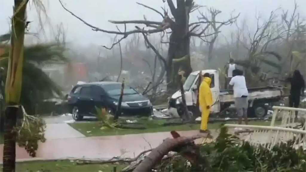 Dorian: au moins 5 morts aux Bahamas, les évacuations aux USA se poursuivent