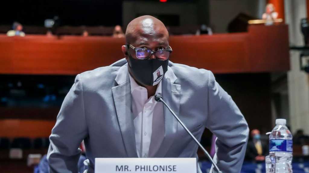 «Ecoutez les appels de la rue»: le frère de George Floyd réclame une réforme de la police