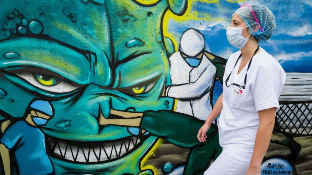 Coronavirus: plus de 512.000 morts, l’OMS s’alarme d’une poussée inquiétante des cas