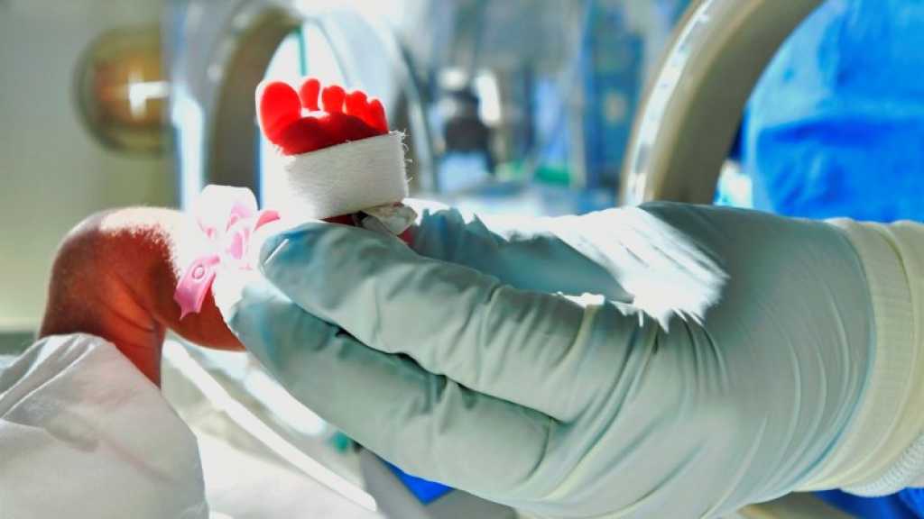 Une infirmière anglaise inculpée de huit meurtres de bébés