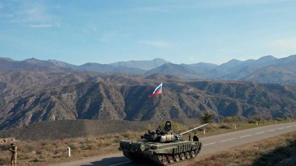 Les forces de la paix russes arrivent dans la capitale du Karabakh