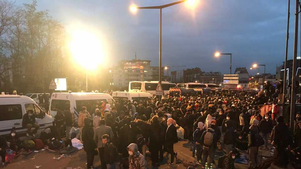 France: Plus de 2 000 migrants évacués d’un important campement à Saint-Denis