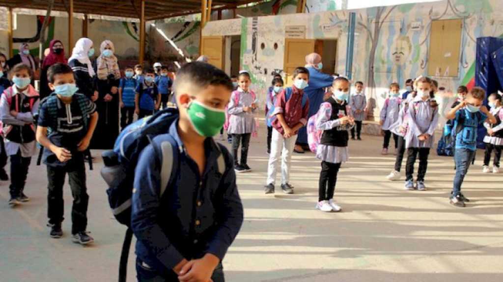 L’armée israélienne tire du gaz lacrymogène à l’intérieur d’une école