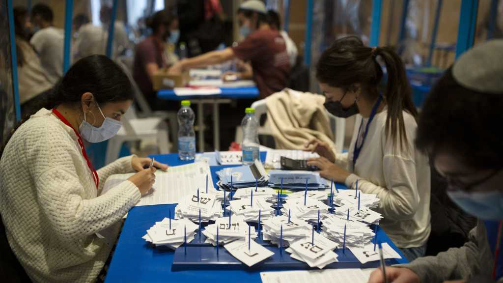 Les élections israéliennes débouchent sur une impasse politique après la quasi-totalité des votes dépouillés