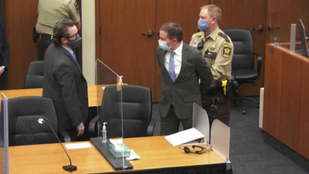 Procès du meurtre de George Floyd: le policier Derek Chauvin demande un nouveau procès