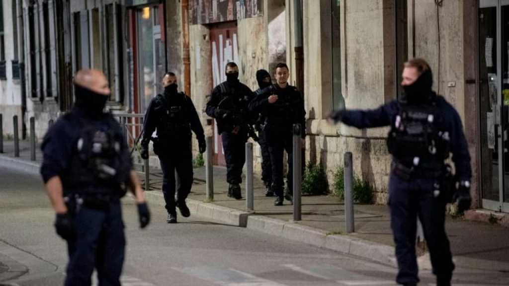 Policier tué à Avignon: une interpellation, le tireur et un complice recherchés