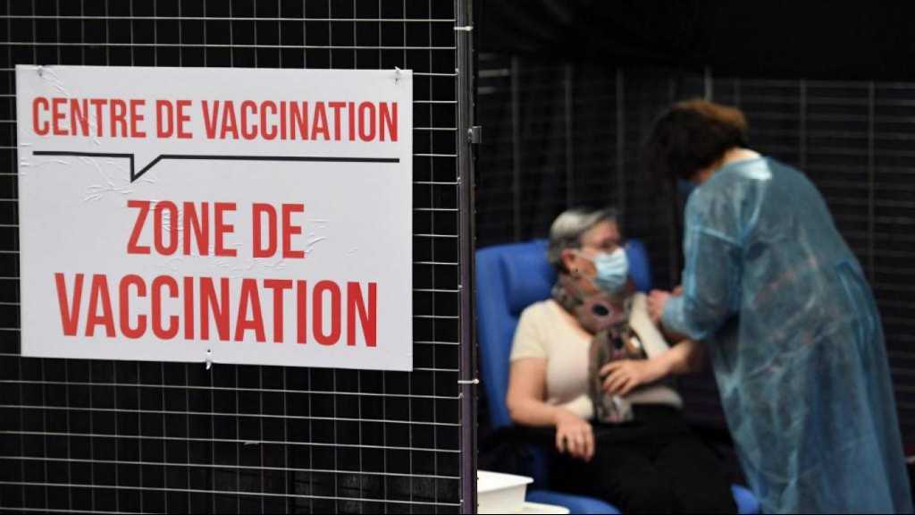 Covid-19: les vaccins efficaces contre «tous les variants du virus», l’UE rouvre ses portes