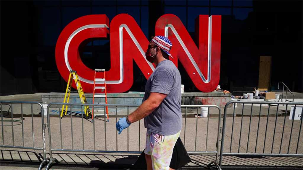 CNN licencie trois salariés pour être venus travailler sans se faire vacciner