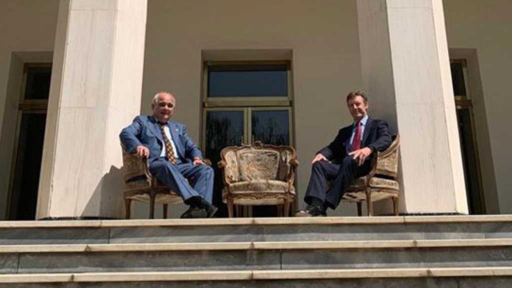 Iran: les ambassadeurs russe et britannique critiqués pour une photo «inappropriée»