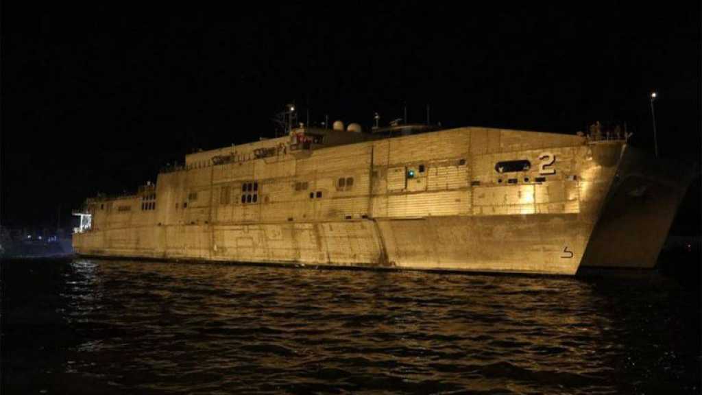 Un navire militaire américain ancré dans le port de la base navale de Beyrouth