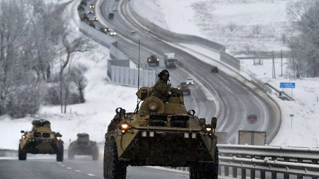La Russie annonce la fin de manœuvres et le départ de forces de Crimée