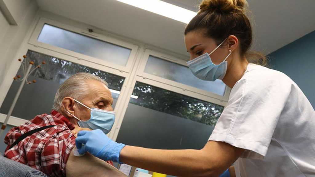 Covid-19: l’UE autorise une deuxième dose de rappel pour les plus de 80 ans