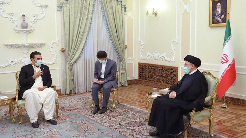 Le président iranien reçoit le ministre pakistanais des AE, insiste sur le renforcement des relations entre les deux pays