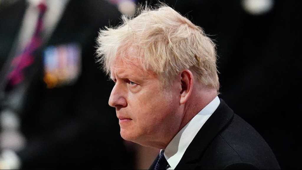 Royaume-Uni: Boris Johnson humilié mais déterminé à «continuer» après des défaites électorales