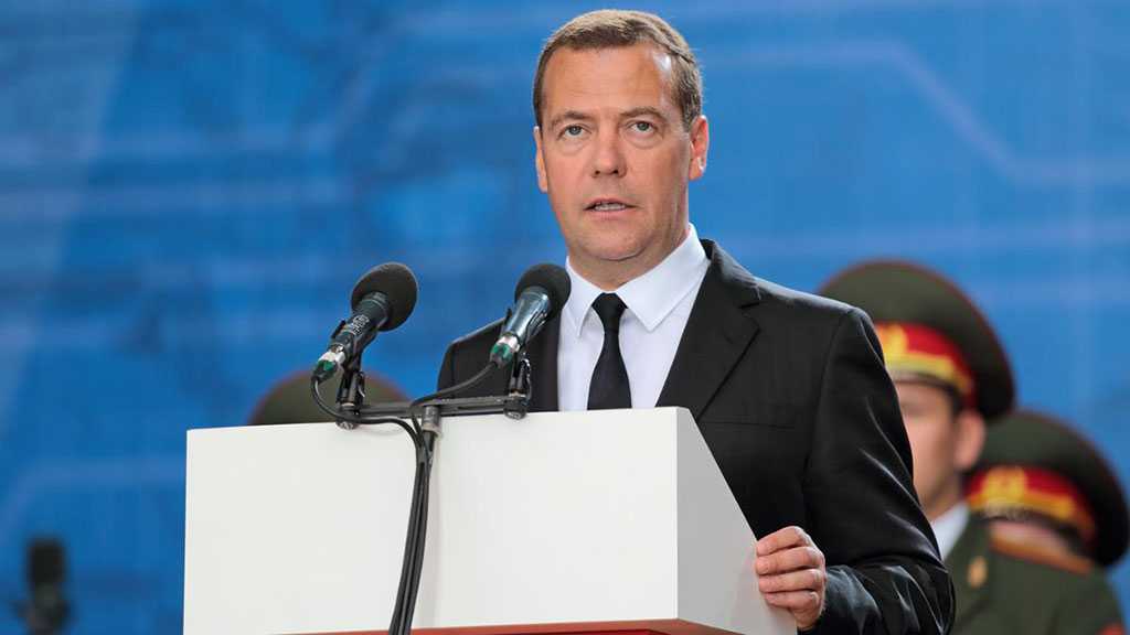 En Ukraine, la Russie cherche à «prévenir la troisième guerre mondiale», selon Medvedev