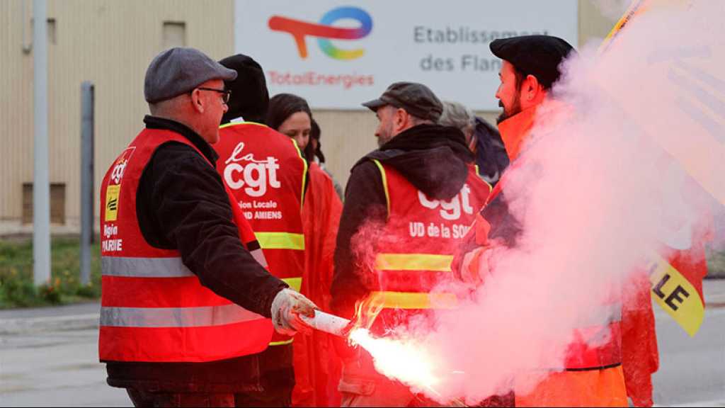 Pénurie d’essence en France: un compromis trouvé, sans le syndicat meneur de la grève