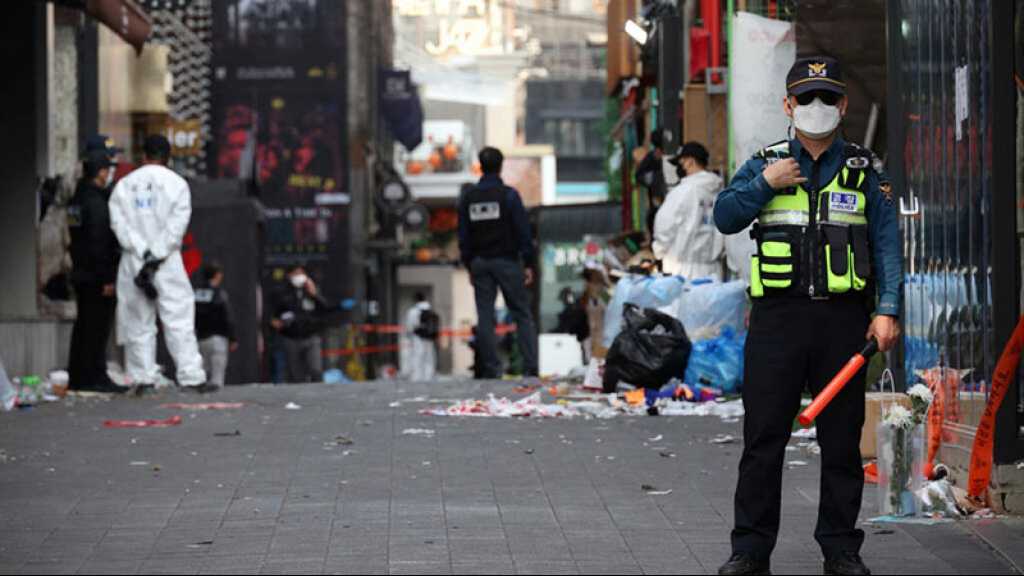 Bousculade mortelle à Séoul: le chef de la police estime la réponse policière «insuffisante»