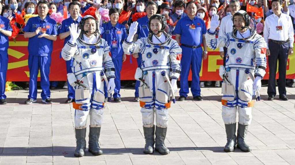 Espace: trois astronautes chinois reviennent sur terre avec succès