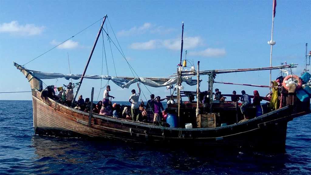 Des responsables politiques appellent au sauvetage de réfugiés rohingyas à la dérive