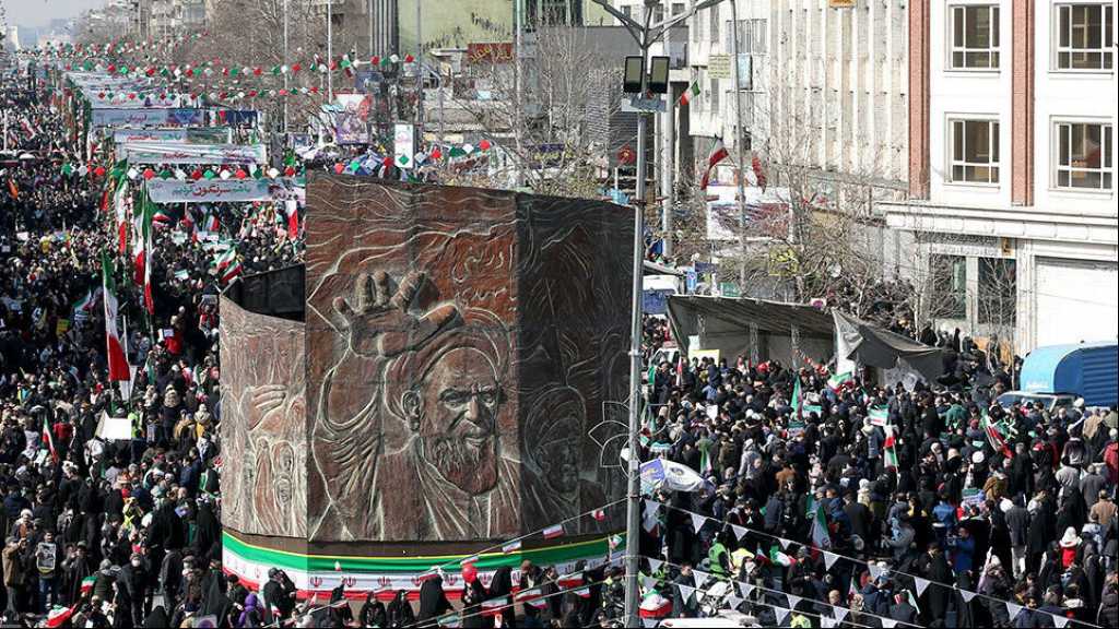 Les Iraniens fêtent les 44 ans de la Révolution islamique (Photos)