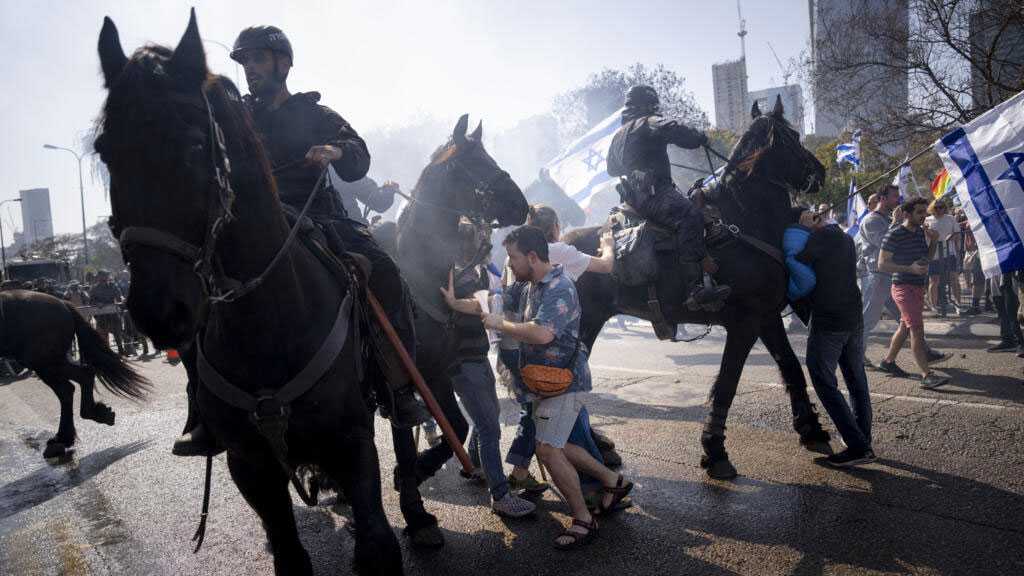 «Israël»: répression violente d’une manifestation d’opposants à la réforme judicaire