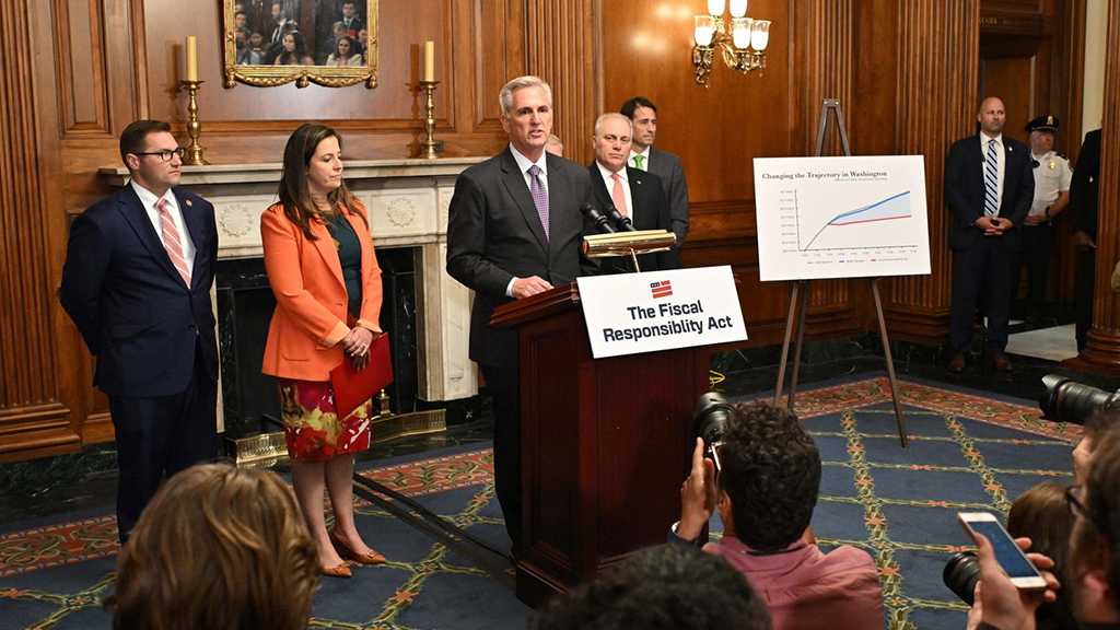 USA: les députés s’accordent pour relever le plafond de la dette
