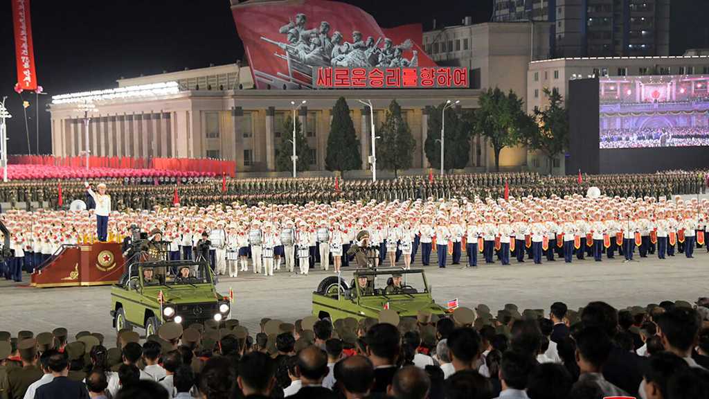 Corée du Nord: des délégations russe et chinoise ont assisté à un défilé paramilitaire