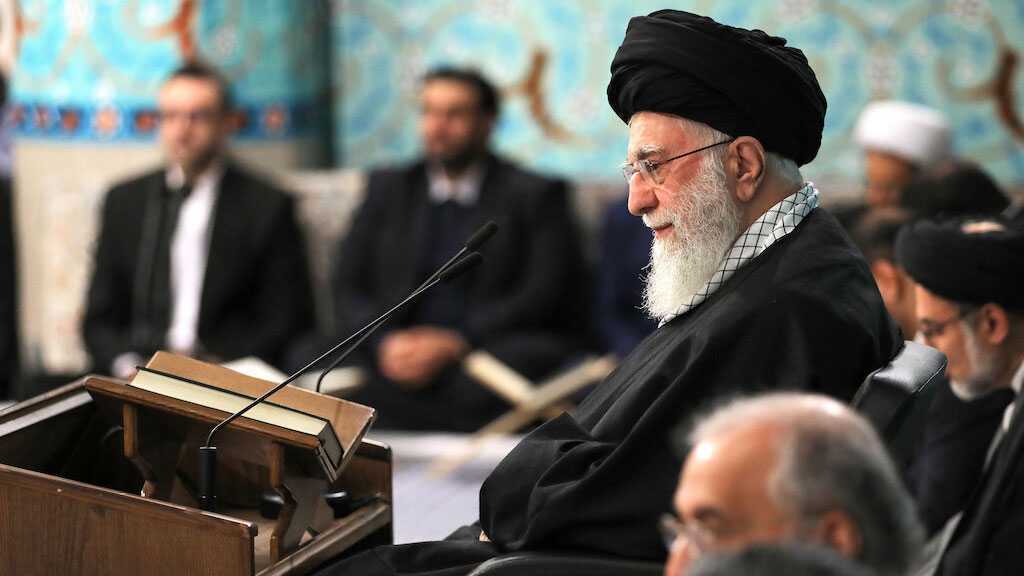Sayyed Khamenei critique les États musulmans pour leur incapacité à rompre leurs liens avec «Israël»