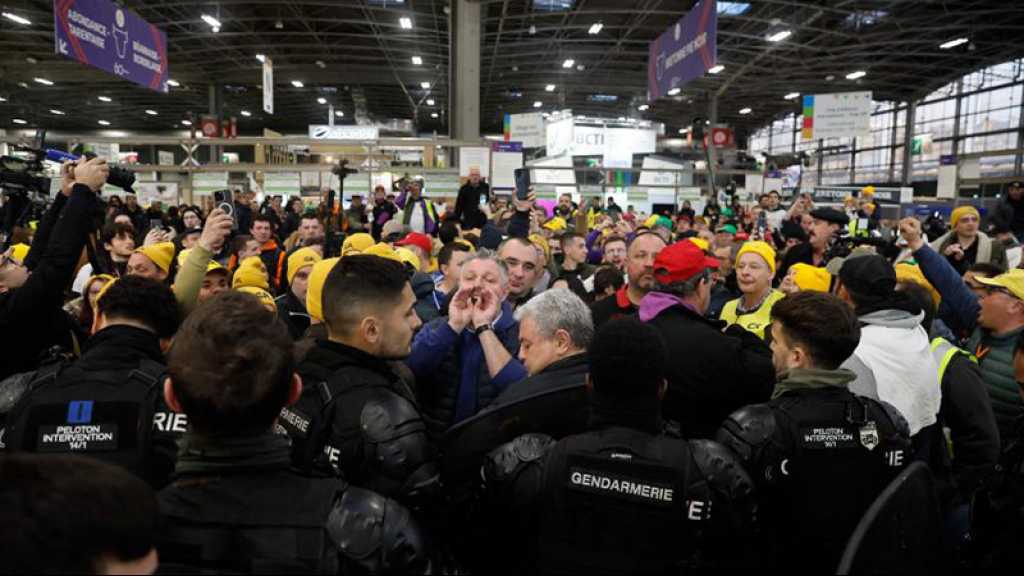 France: Macron arrivé sous les sifflets au Salon de l’agriculture, des heurts à l’intérieur