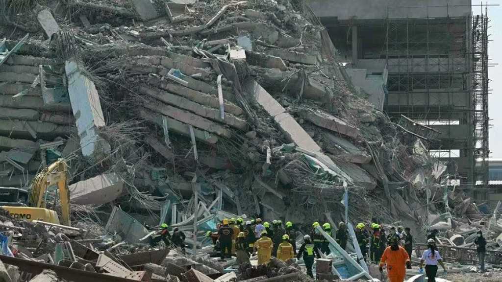 Séisme en Birmanie: plus de 1.000 morts, recherches tous azimuts pour des survivants