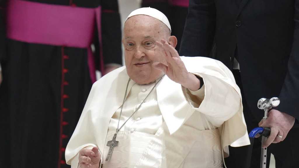  Le Vatican annonce la mort du pape François