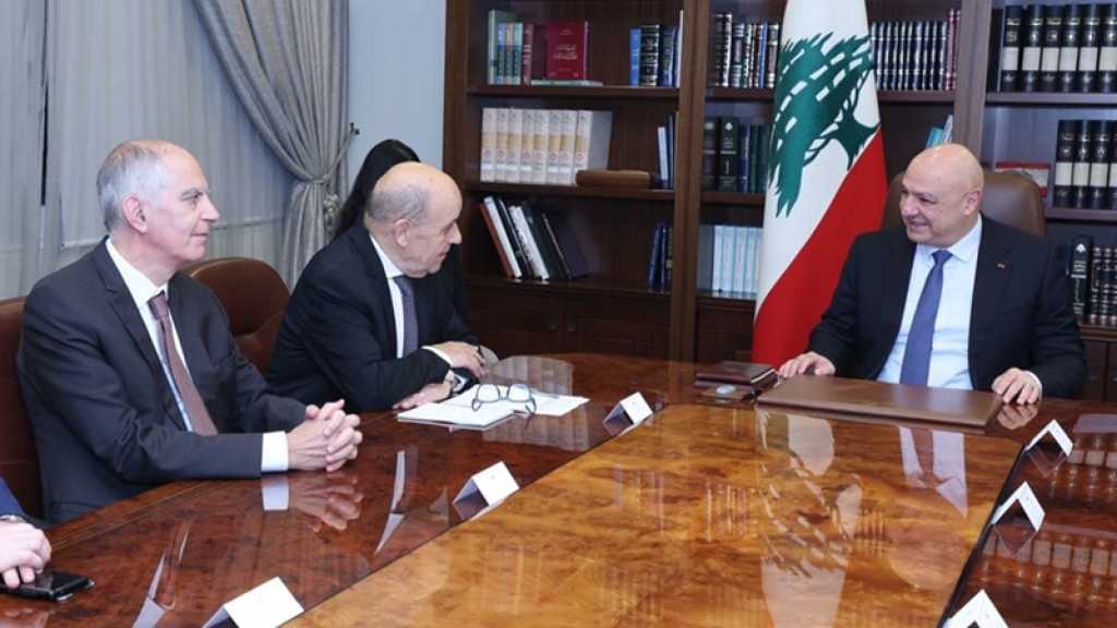 Aoun à Le Drian: Nous rejetons les accusations selon lesquelles l’armée ne remplit pas son rôle au Liban-Sud