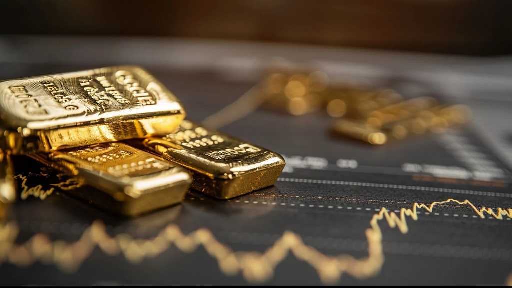 Le prix de l’or atteint un niveau record de 4 612 $ en pleine tension géopolitique
