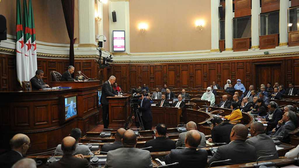 Algérie: Le Parlement relance le projet de loi criminalisant la colonisation française